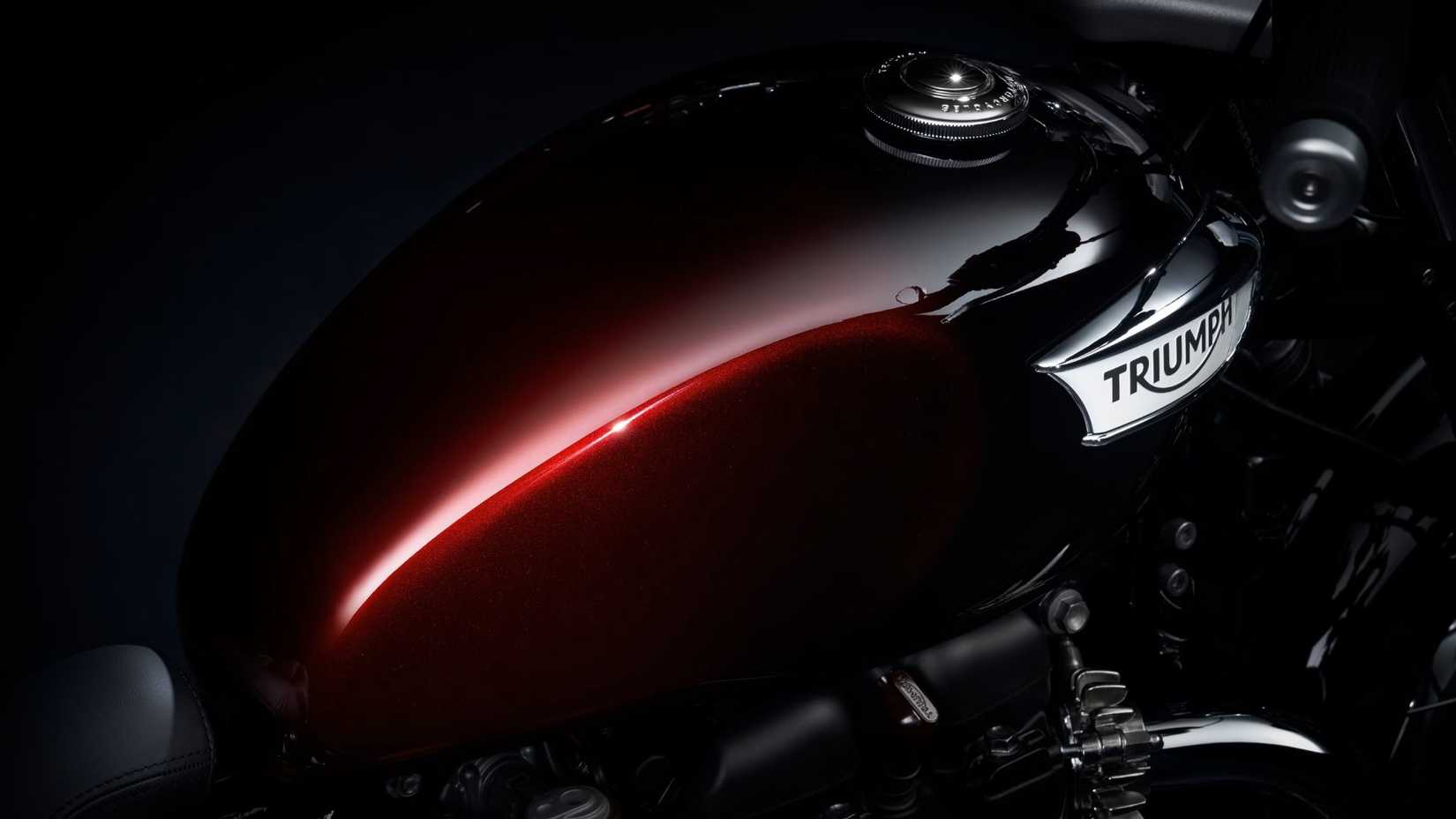 Foto de estúdio Triumph Speedmaster Red Stealth 2024