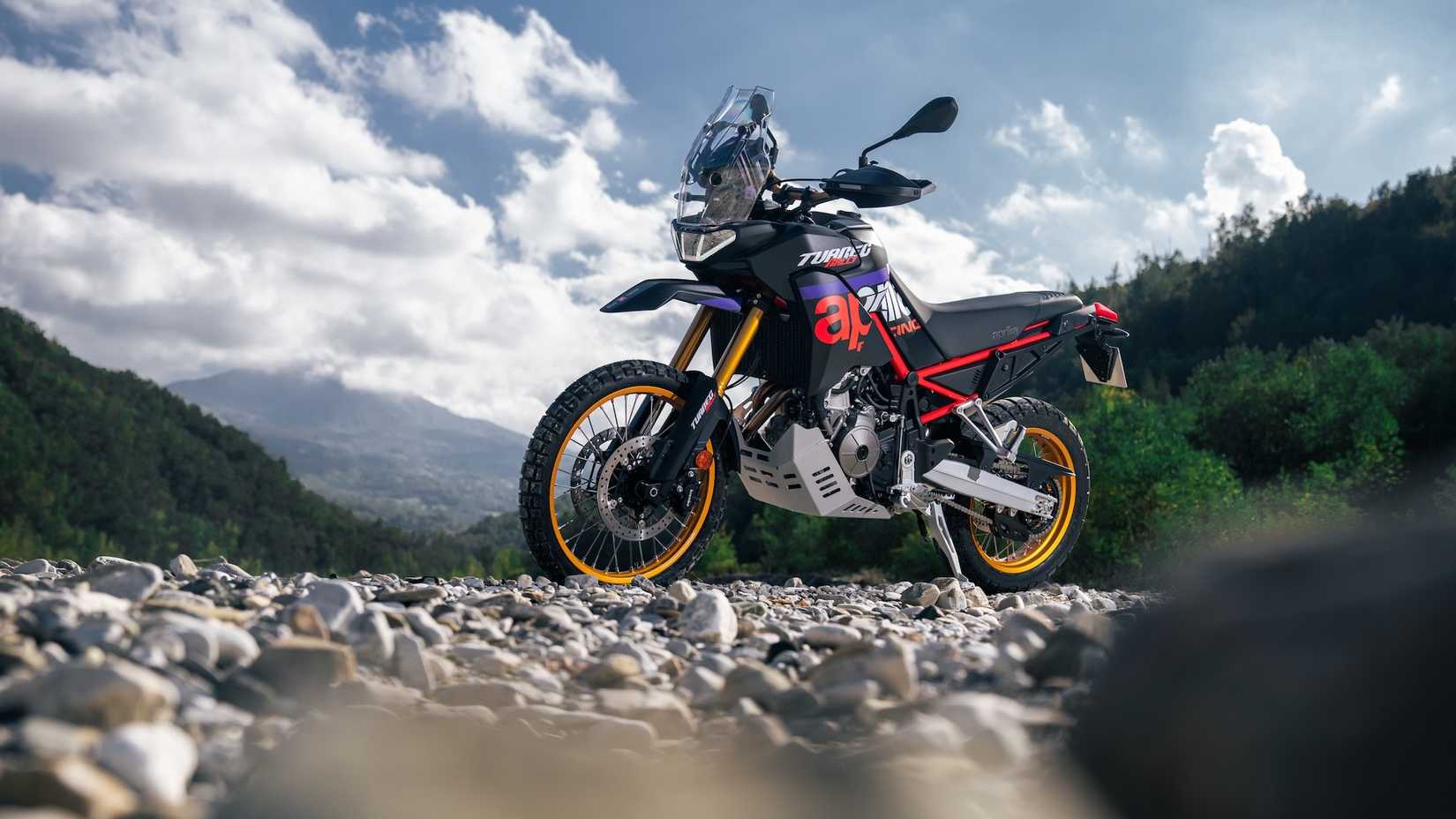 2025 Aprilia Tuareg Rally lado esquerdo completo