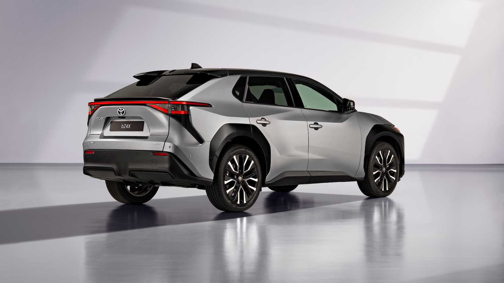 2025 Toyota bZ4X