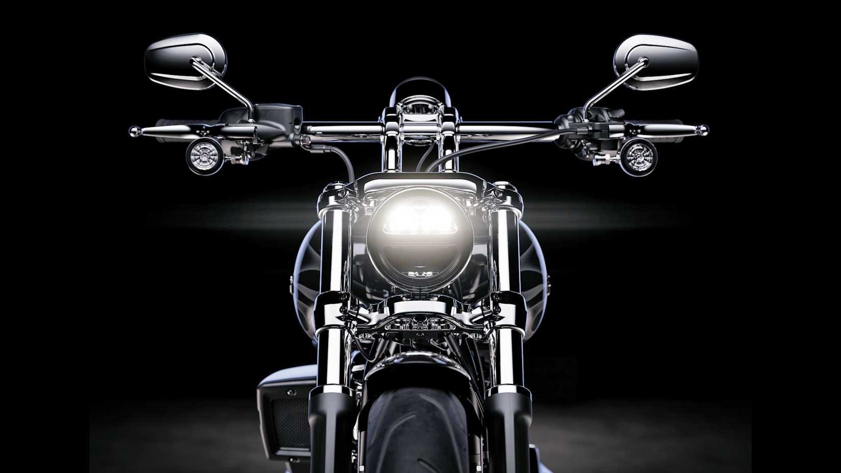 2025 Harley-Davidson Breakout head-on close-up detail