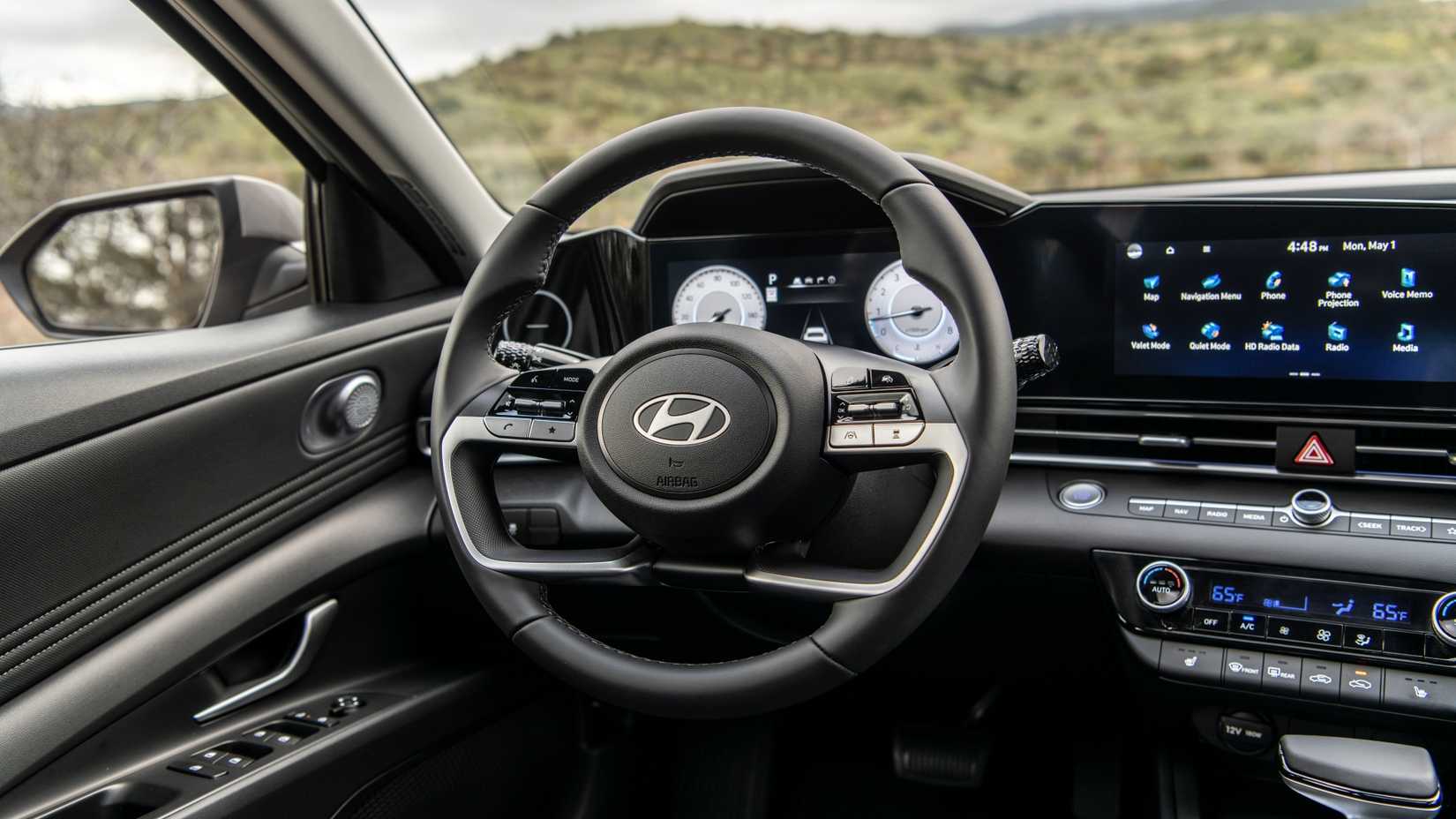 2025 Hyundai Elantra Hybrid Steering Wheel