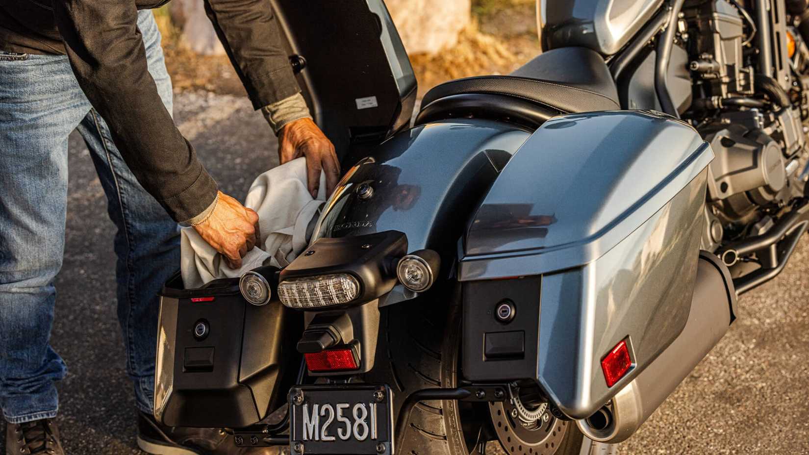 2025 Honda Rebel 1100T bagger saddle bags