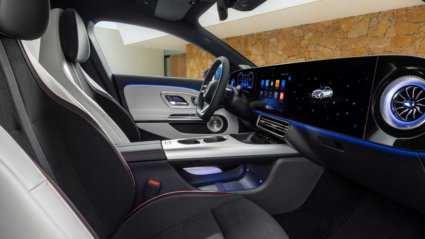 Mercedes-Benz CLA – photo 4
