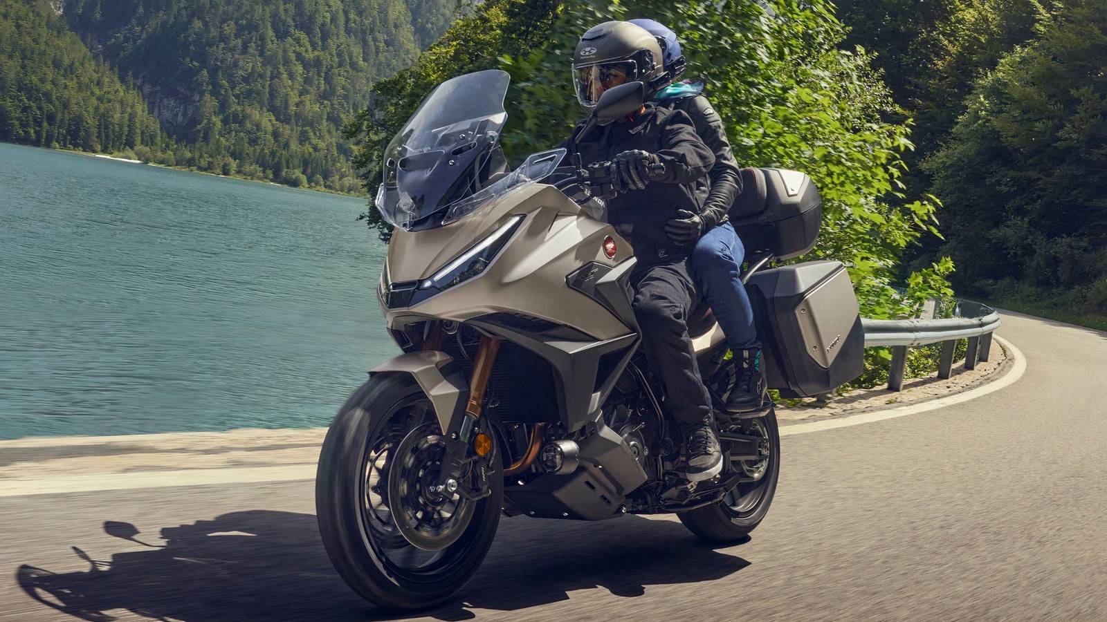10 Affordable Touring Motorcycles Worth Every Penny 10 Affordable Touring Motorcycles Worth Every Penny