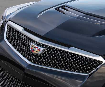 Sedã Cadillac ATS-V 2016, close-up