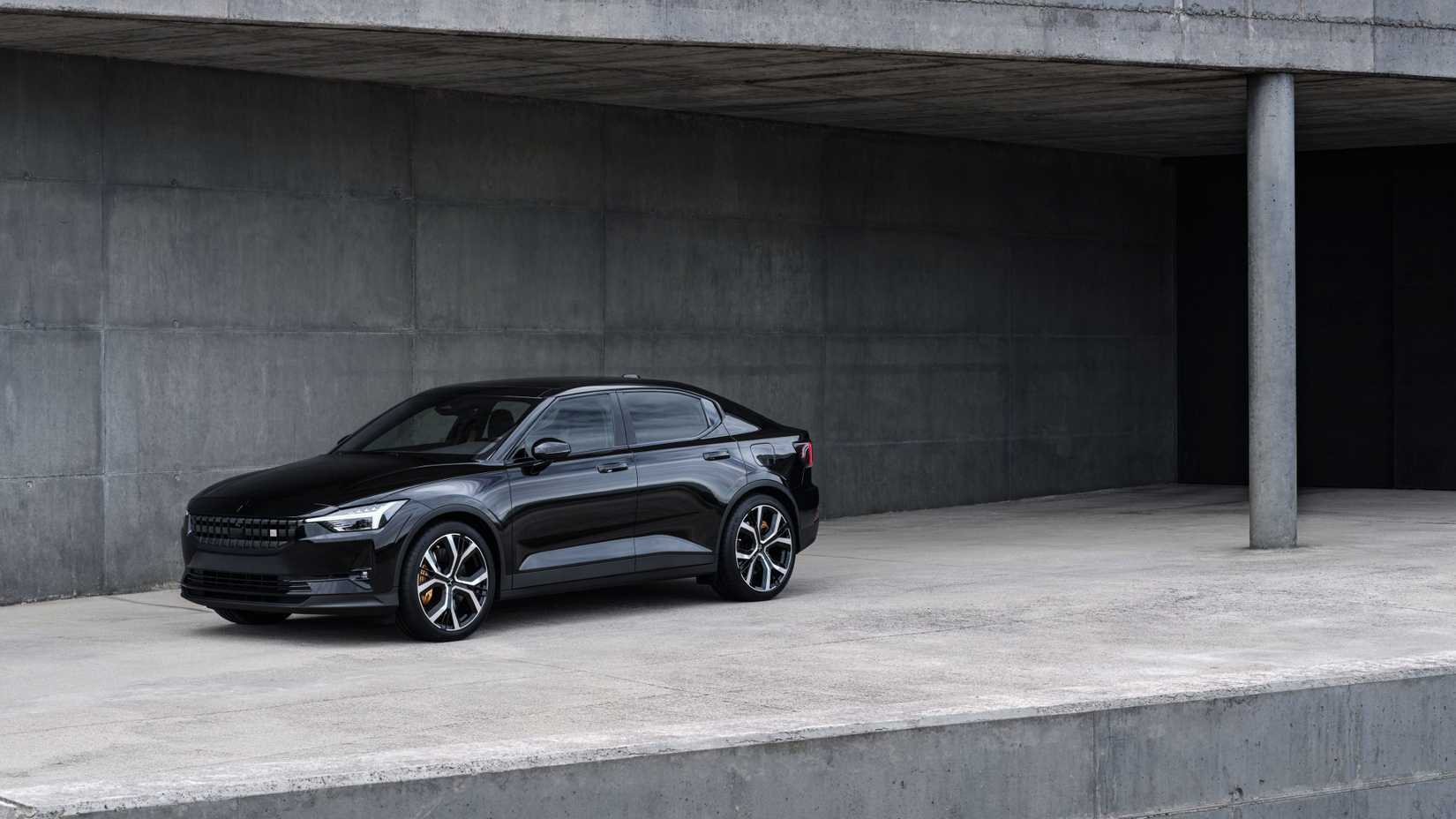 2023 Polestar 2 Exterior Parked Side Shot