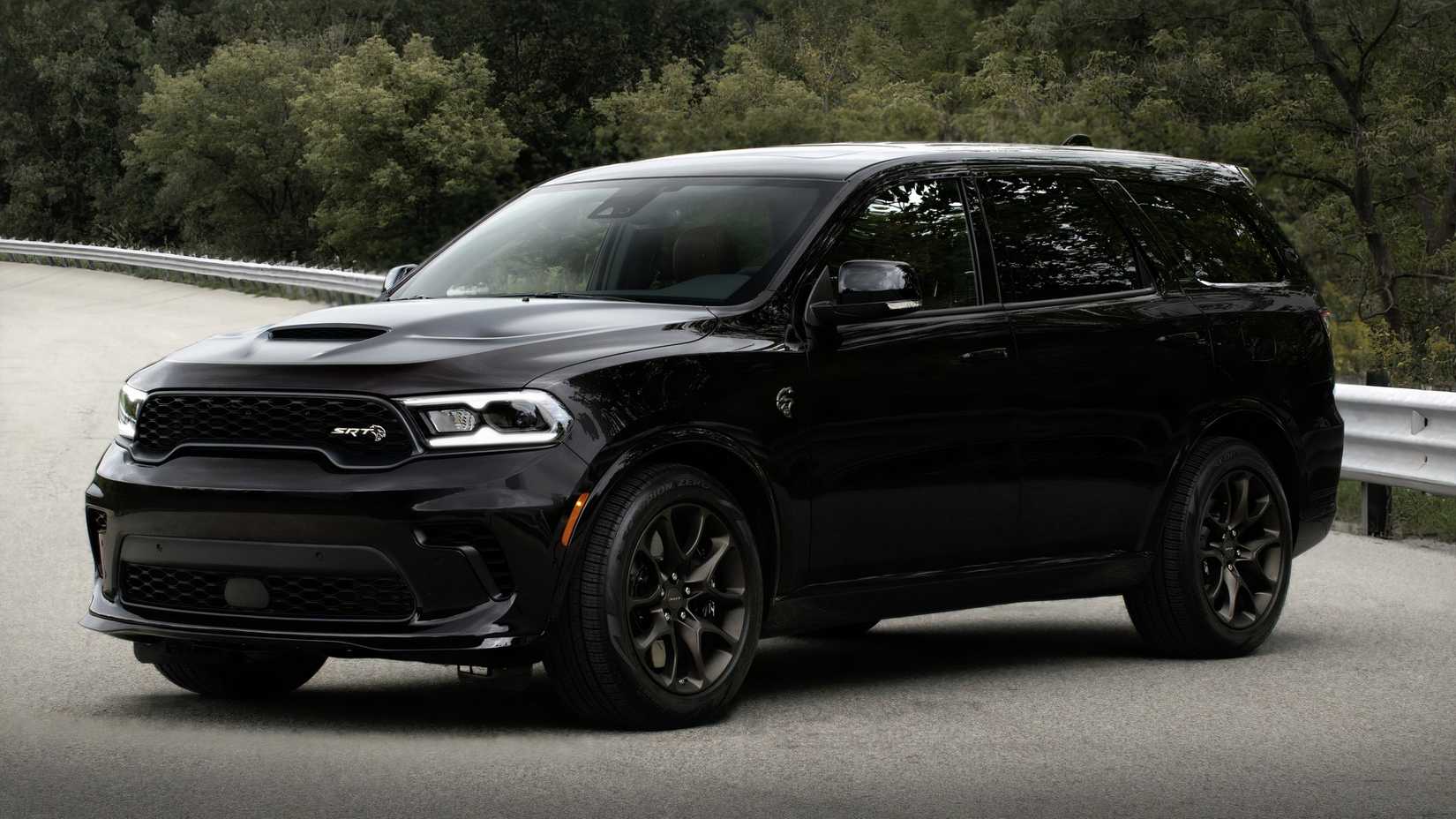 2025 Dodge Durango SRT Hellcat, front 3/4
