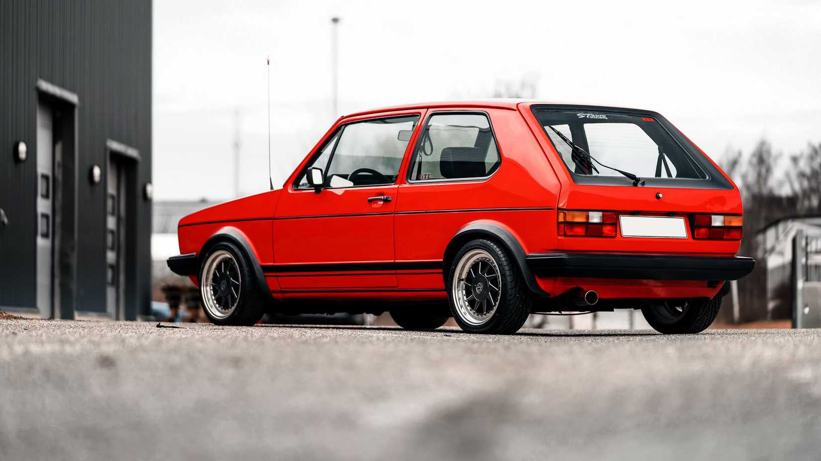 Dodge Omni GLH-S. Volkswagen Golf GTI-20