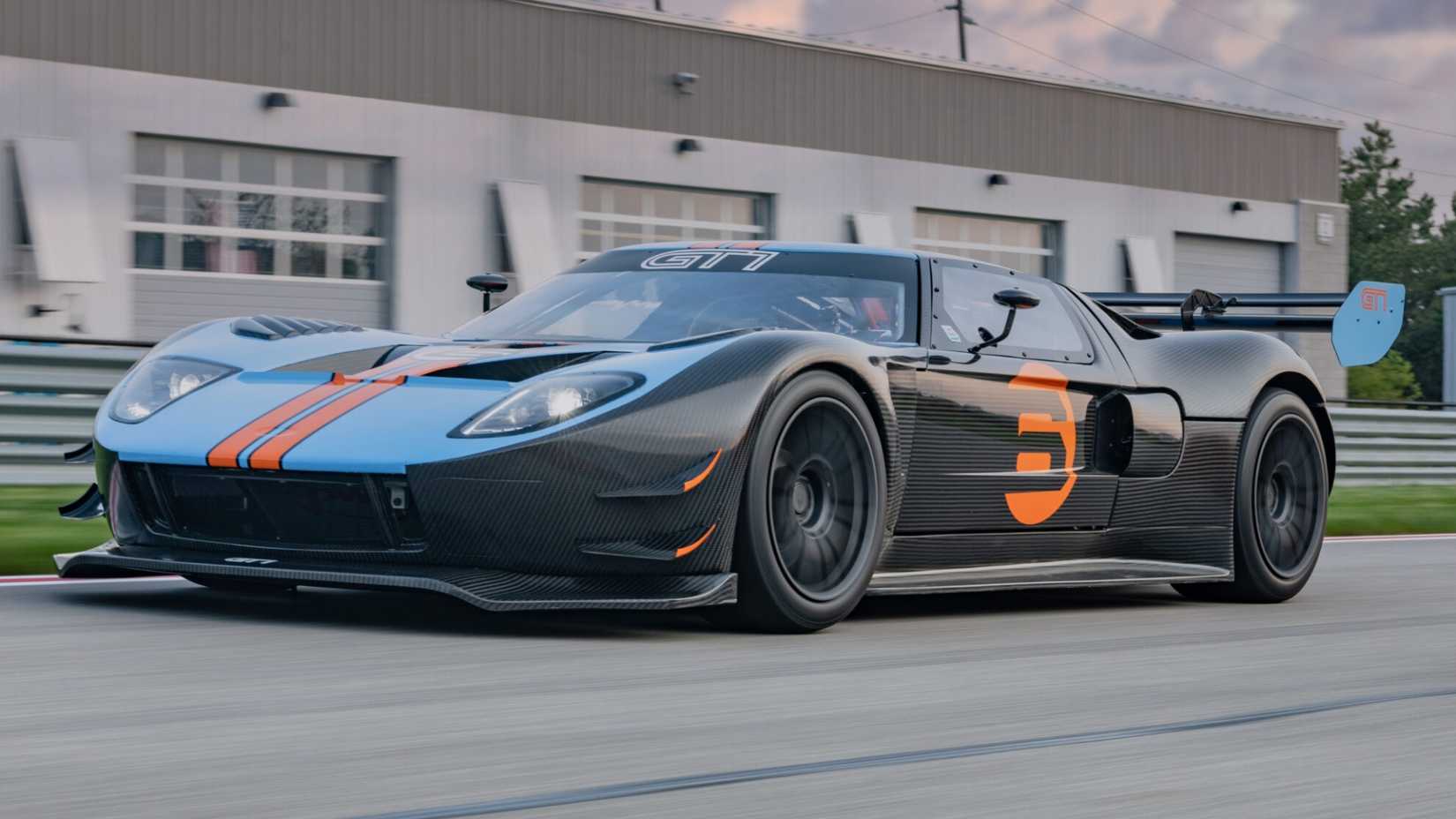 Lynx Motors Ford GT Restomod Front View