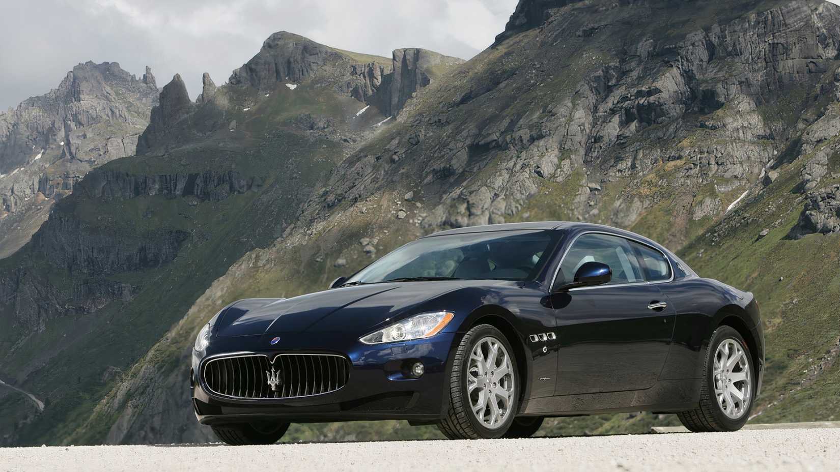 2007 Maserati GranTurismo, front 3/4