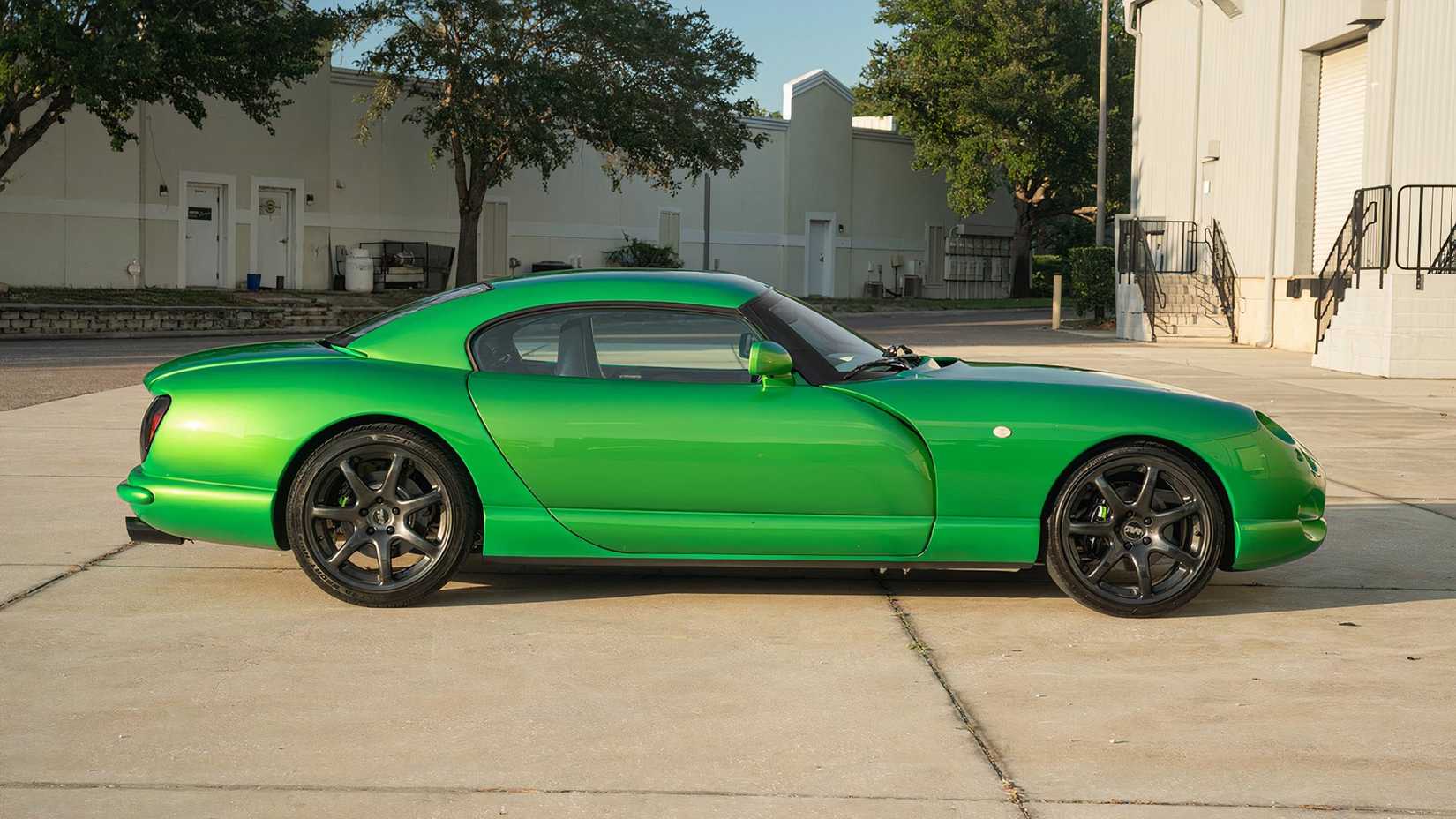 1996 TVR Cerbera 4.2 in green parked