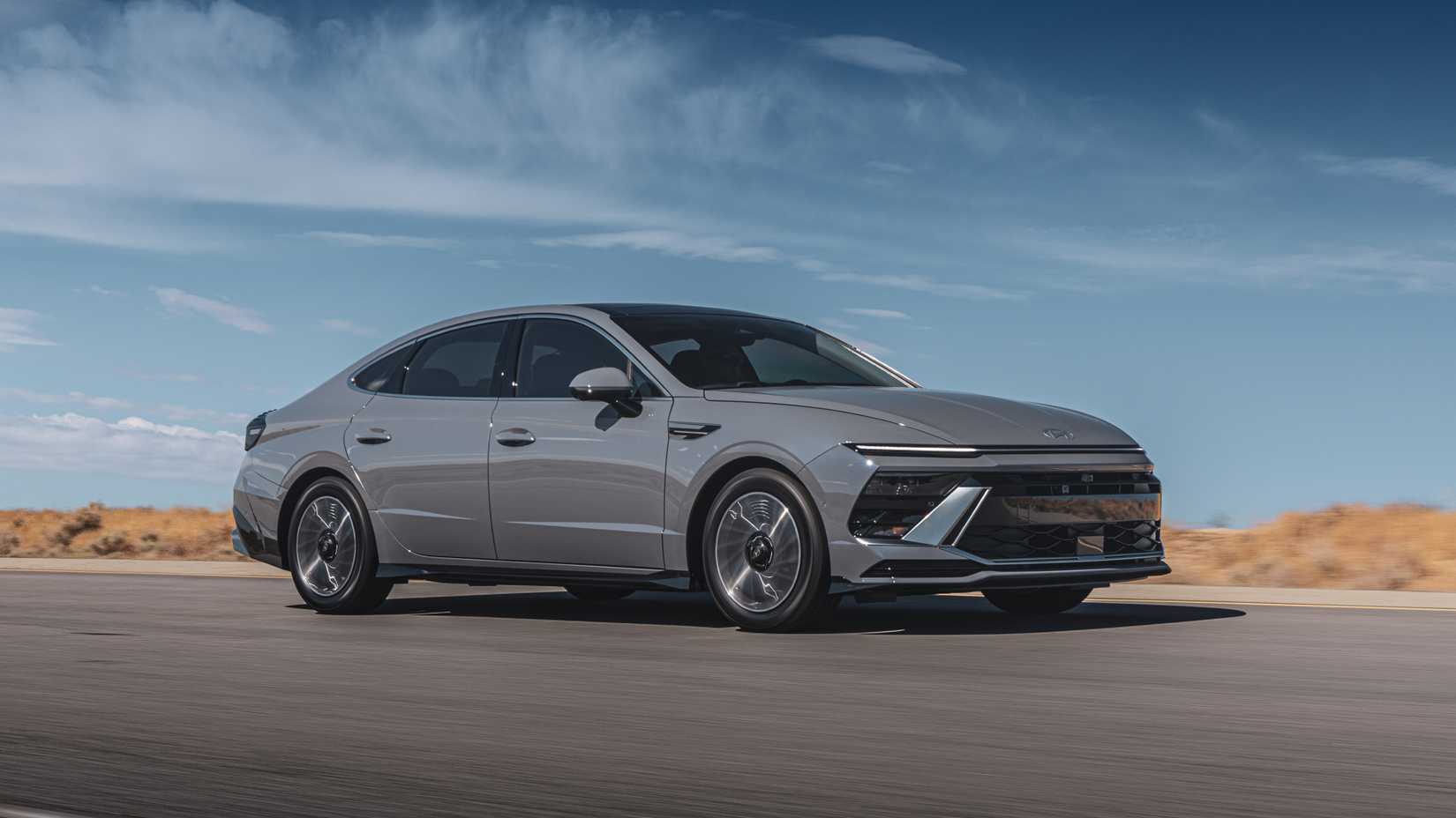 2025 Hyundai Sonata Hybrid Limited Exterior Side Profile