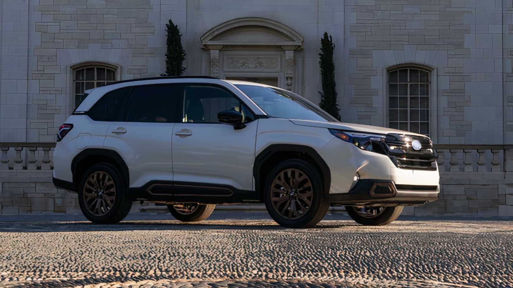 3/4 side view of 2025 Subaru Forester