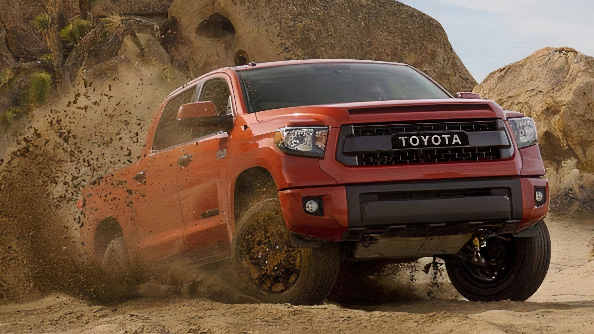 3/4 front view of 2016 Toyota Tundra off-road