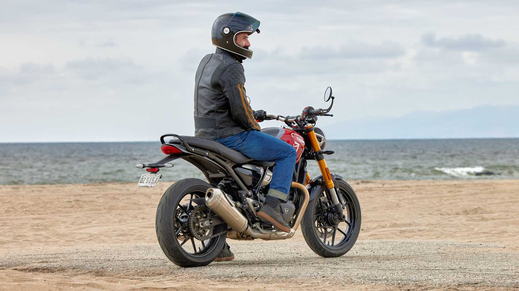 Rider sitting on a Triumph Speed 400