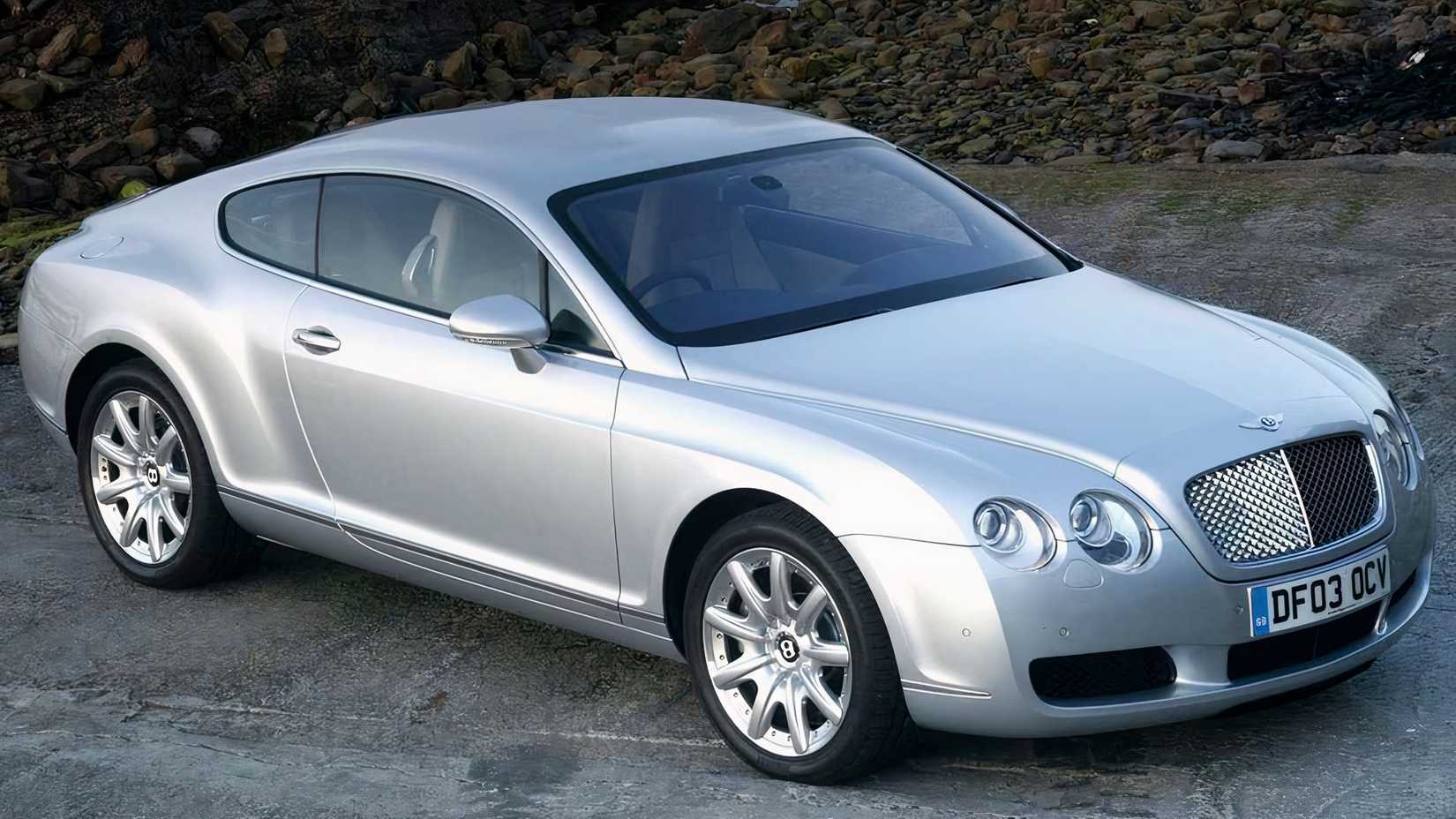Bentley Continental GT (2003), front 3/4