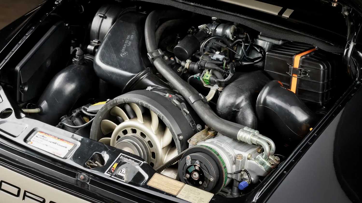 Safari Mouting Engine Would You Pay $145K For This Lifted, Safari-Ready 1991 Porsche 911?