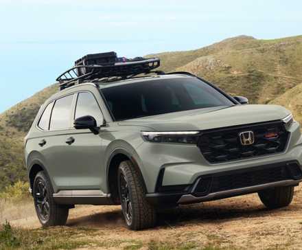 2026 Honda CR-V TrailSport Hybrid Front Angle