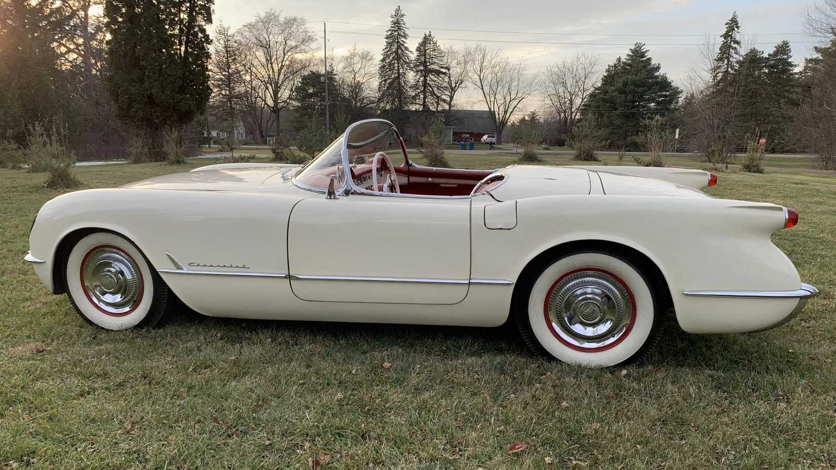 1953 chevrolet corvette side left exterior shot