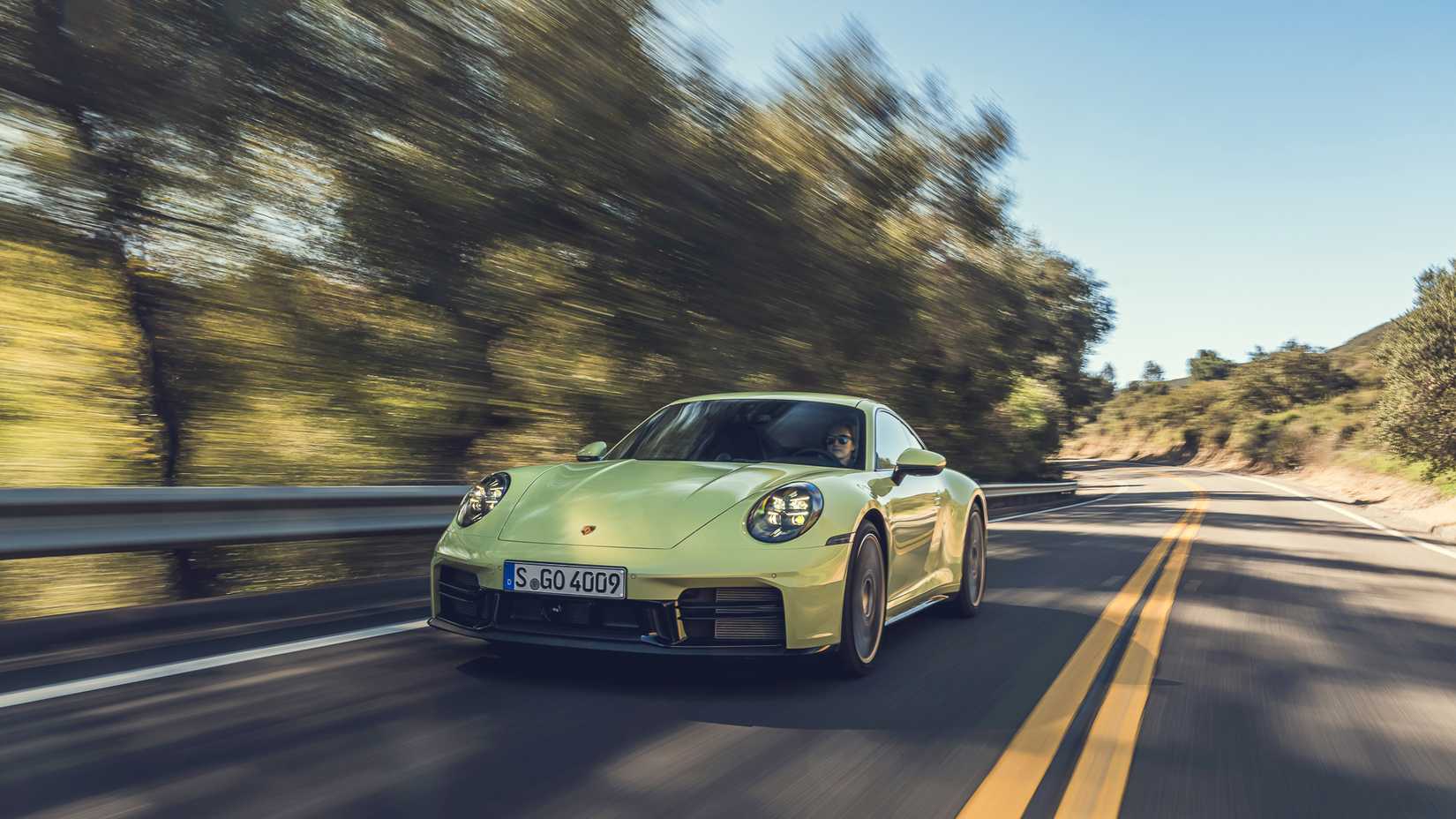 2024 Porsche 911 Carrera S-3