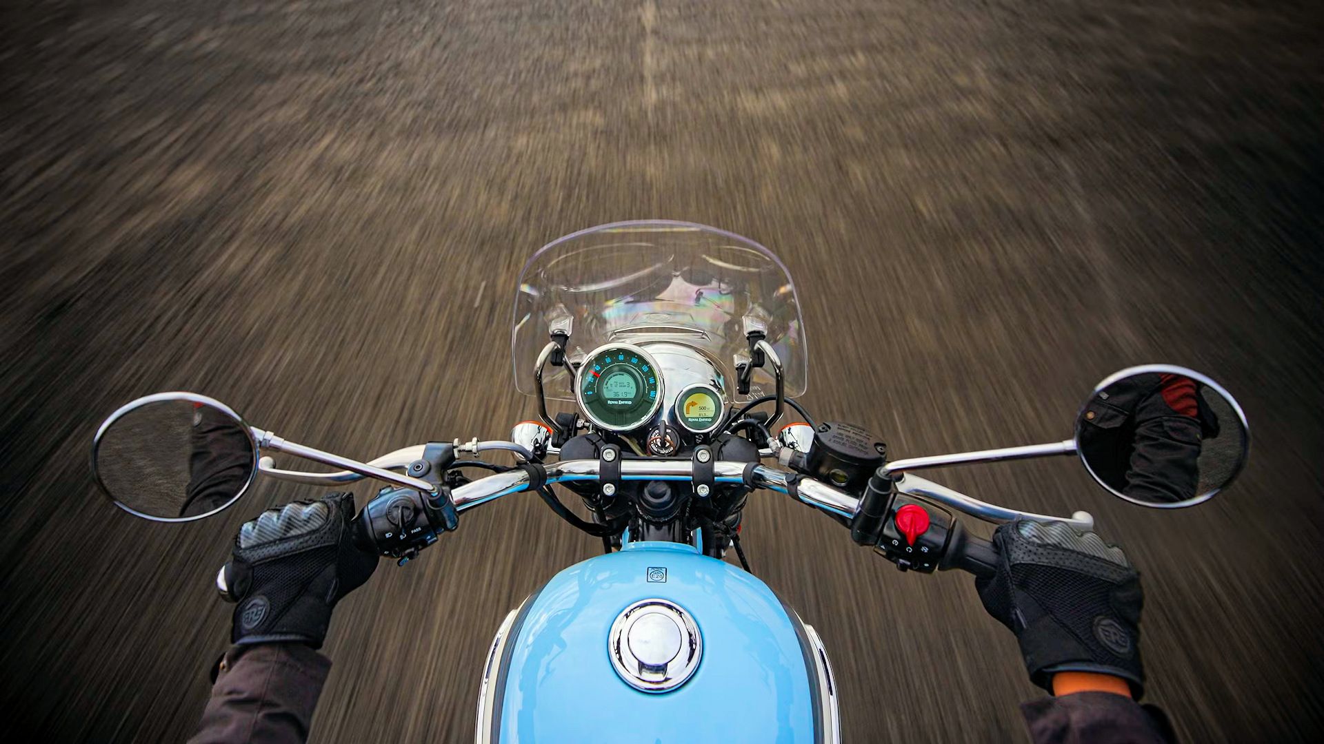Detalhe do cockpit do Royal Enfield Meteor 350
