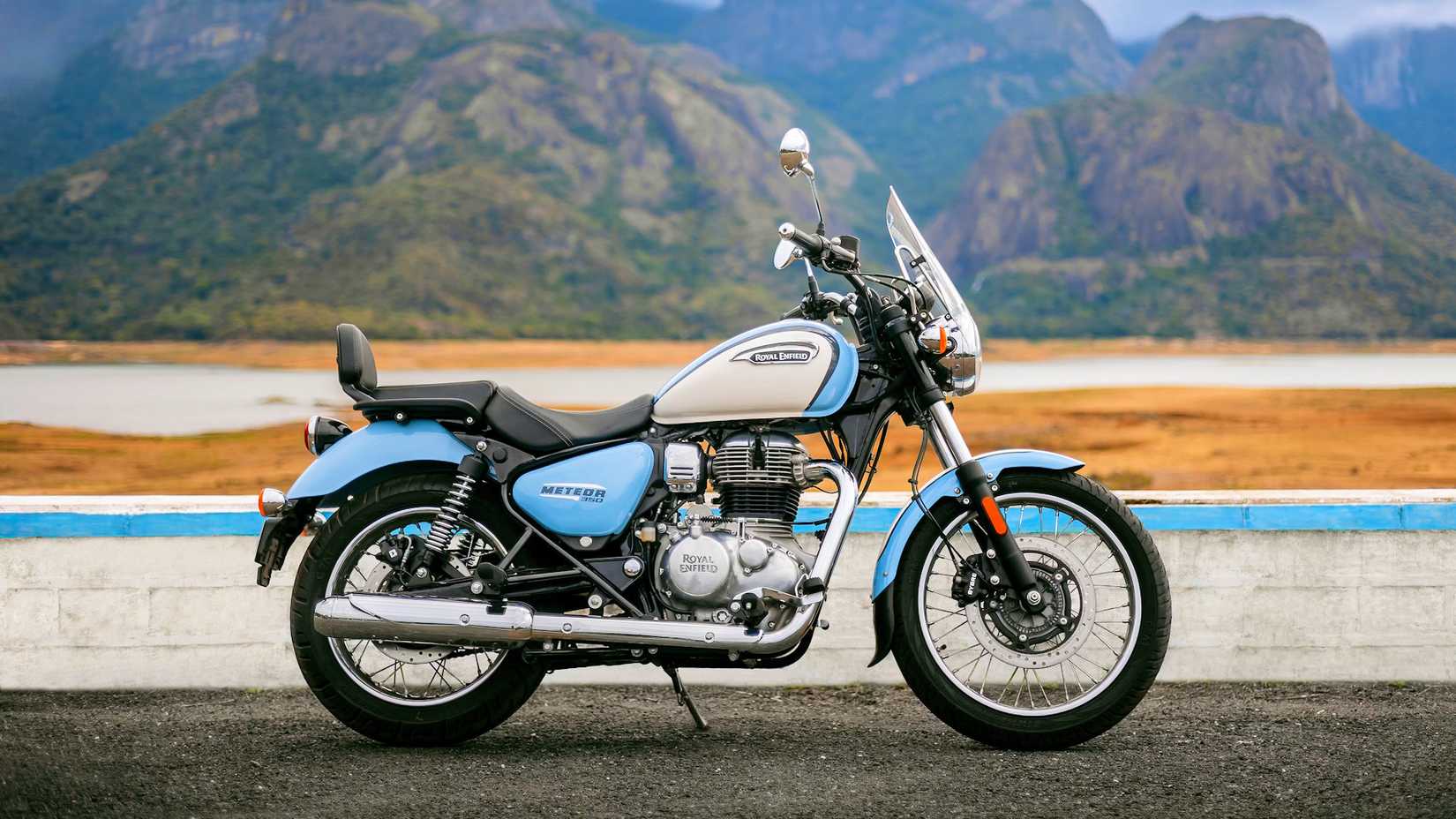 2024 Royal Enfield Meteor 350 Static Profile Shot