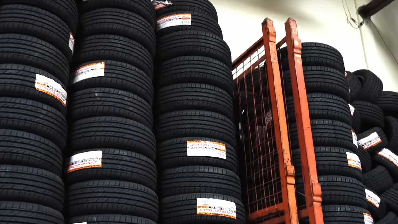 Tire warehouse
