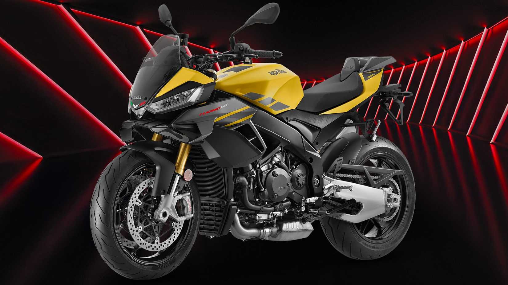 2025 Aprilia Tuono 1100 Yellow-1