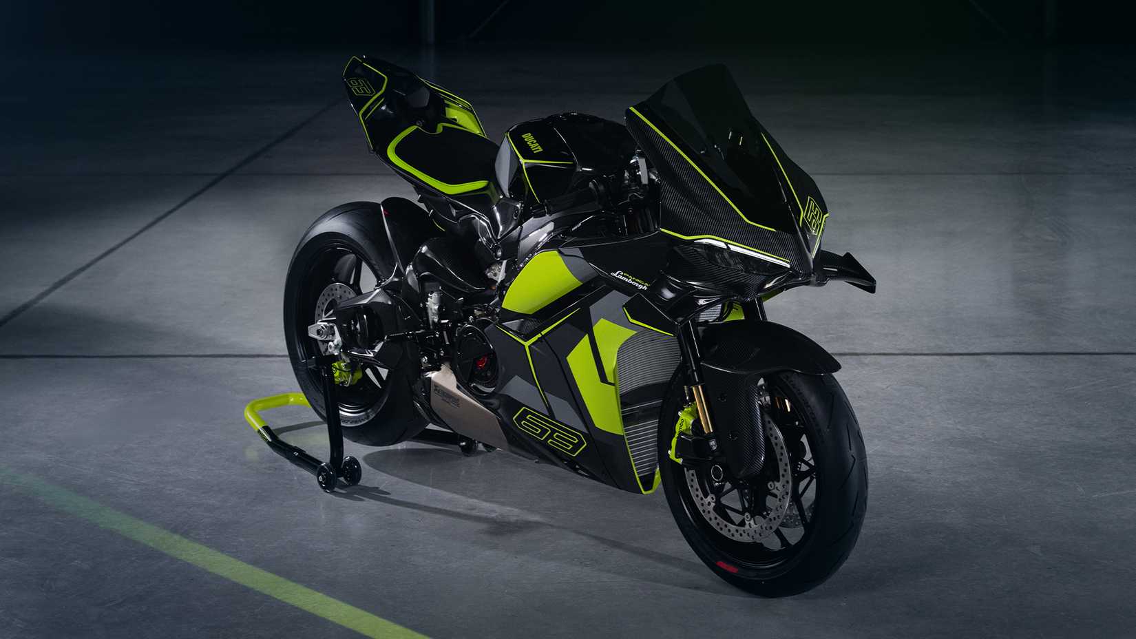 2025 Ducati Panigale V4 Lamborghini Full 2