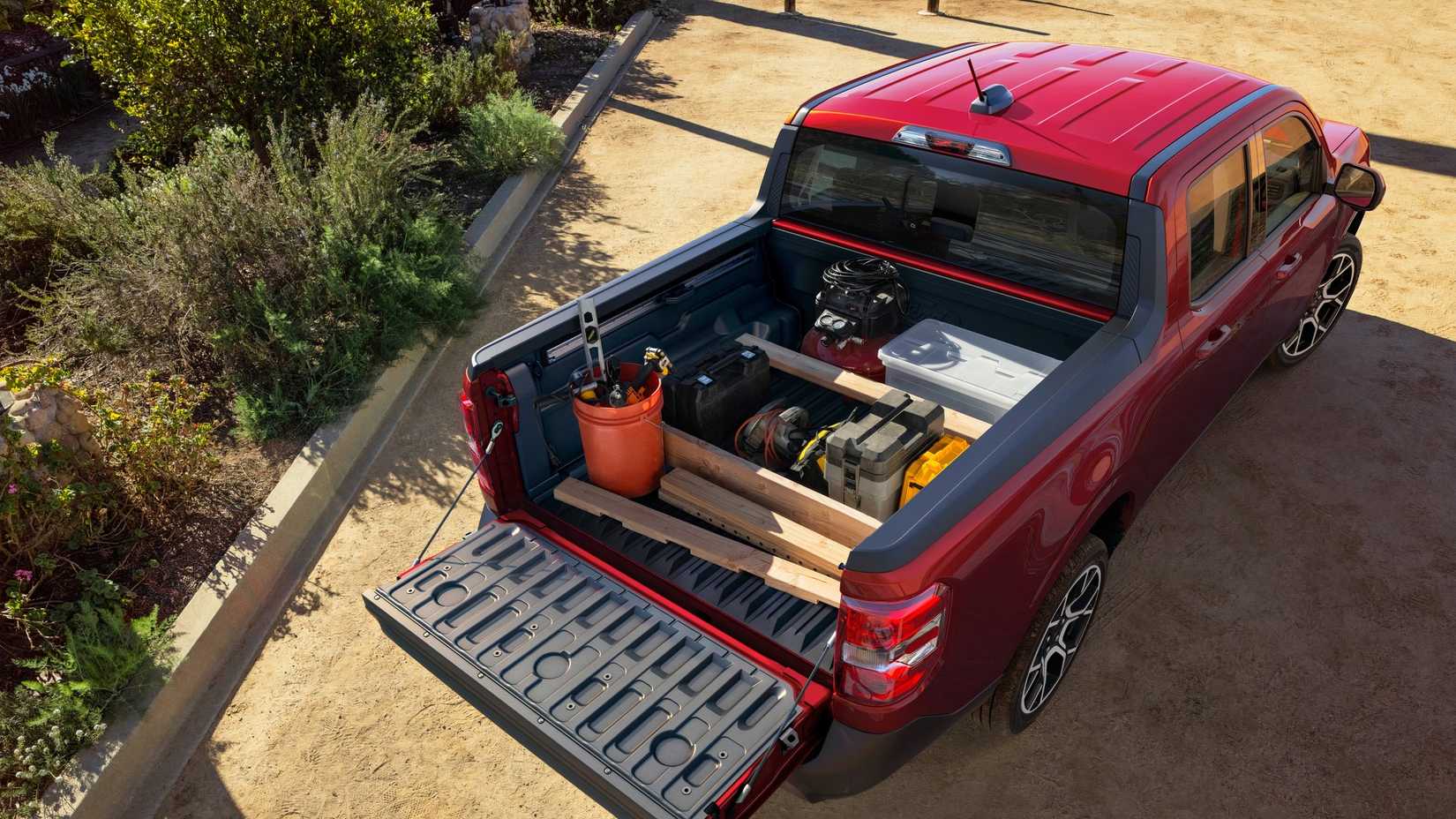 2025 Ford Maverick Lariat FLEXBED