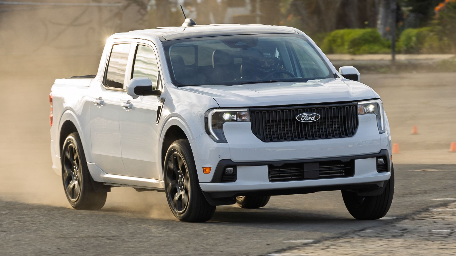 Ford Maverick: The Compact Hybrid Truck Worth Buying