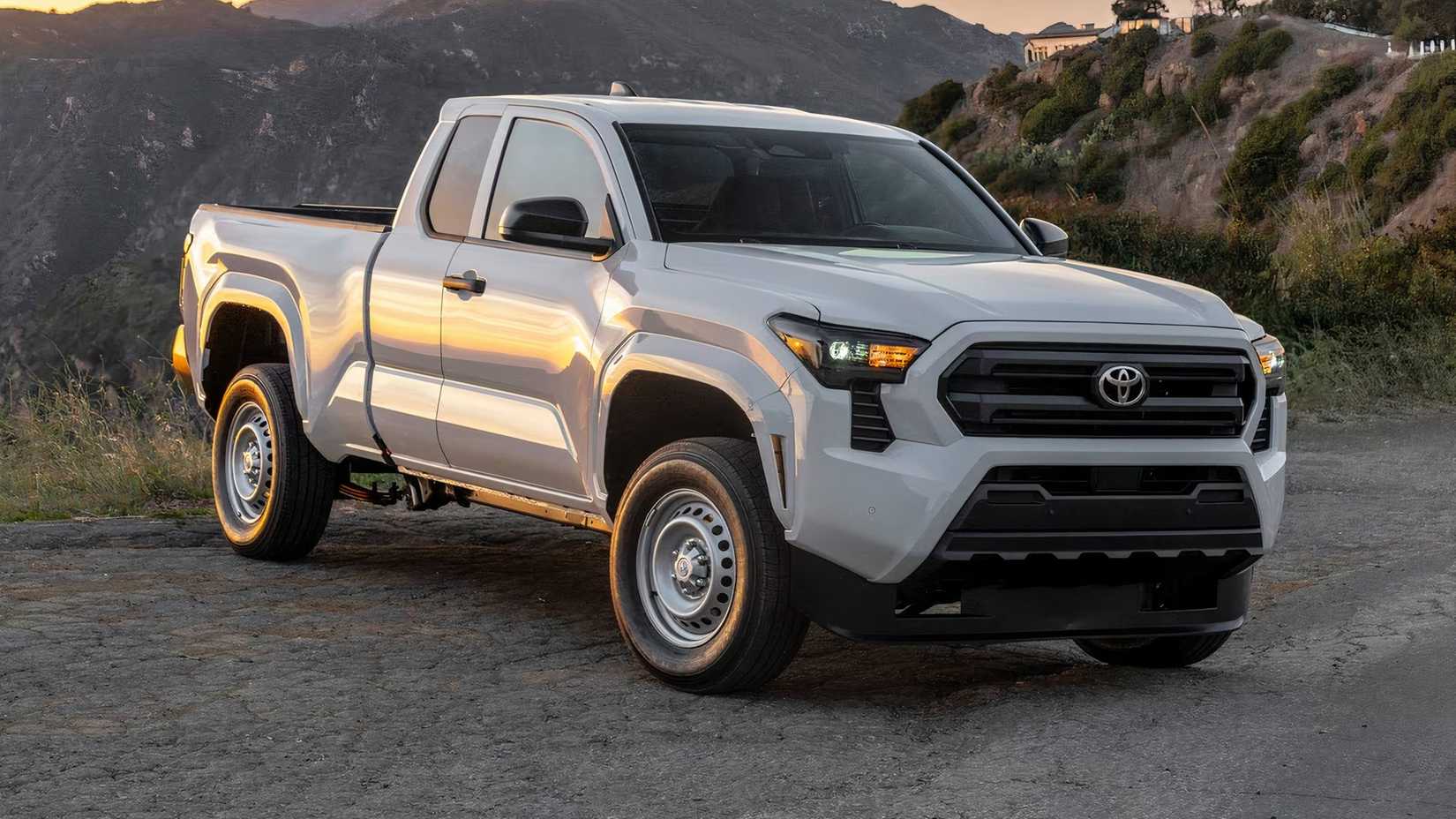 2025 Toyota Tacoma xtracab