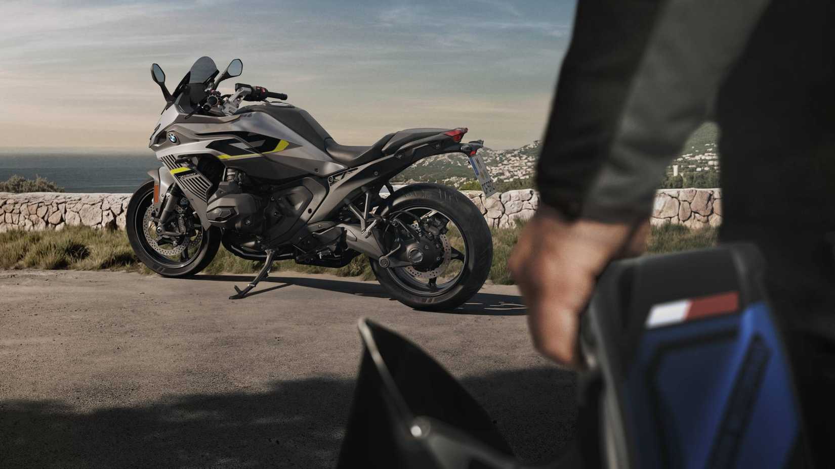 2026 BMW R 1300 RS vista lateral