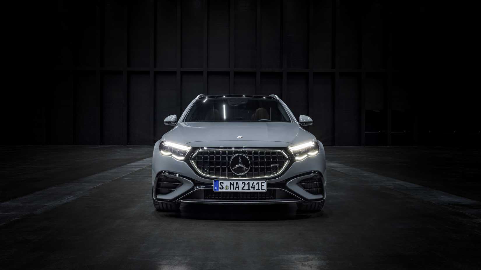 2026 Mercedes-AMG E 53 Hybrid Estate-20