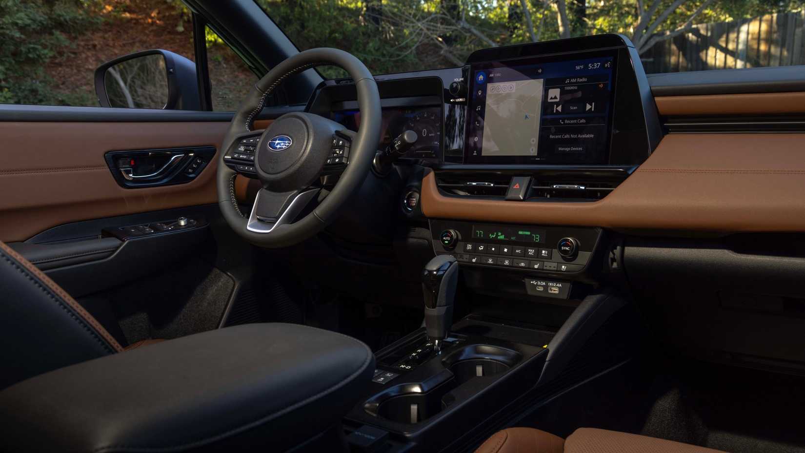 Foto do interior do Subaru Outback 2026 mostrando a cabine dianteira
