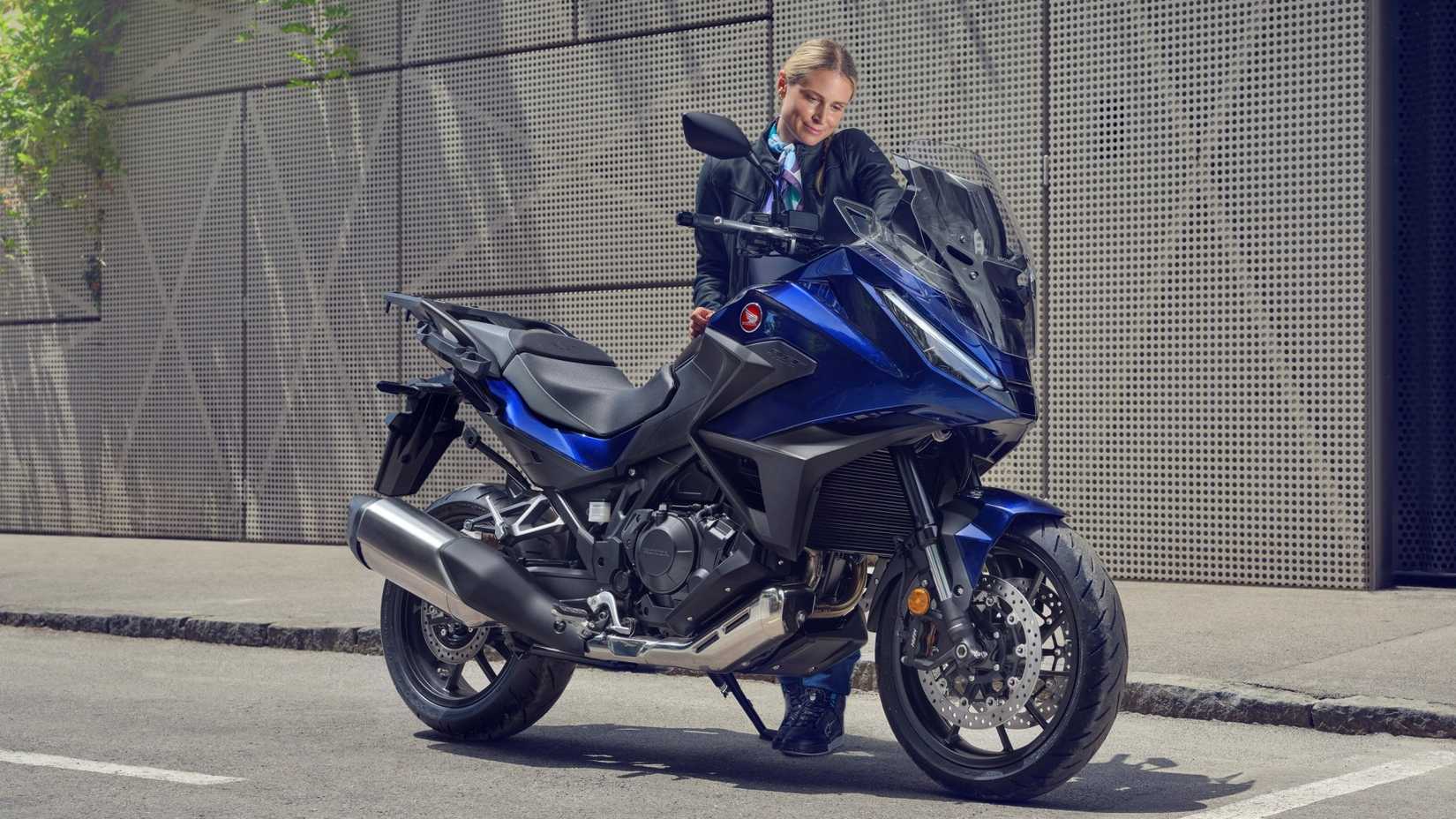 Design nítido da Honda NT1100 2025