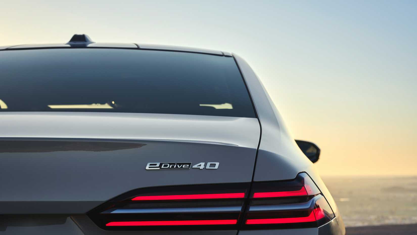 BMW i5 eDrive 40 badge