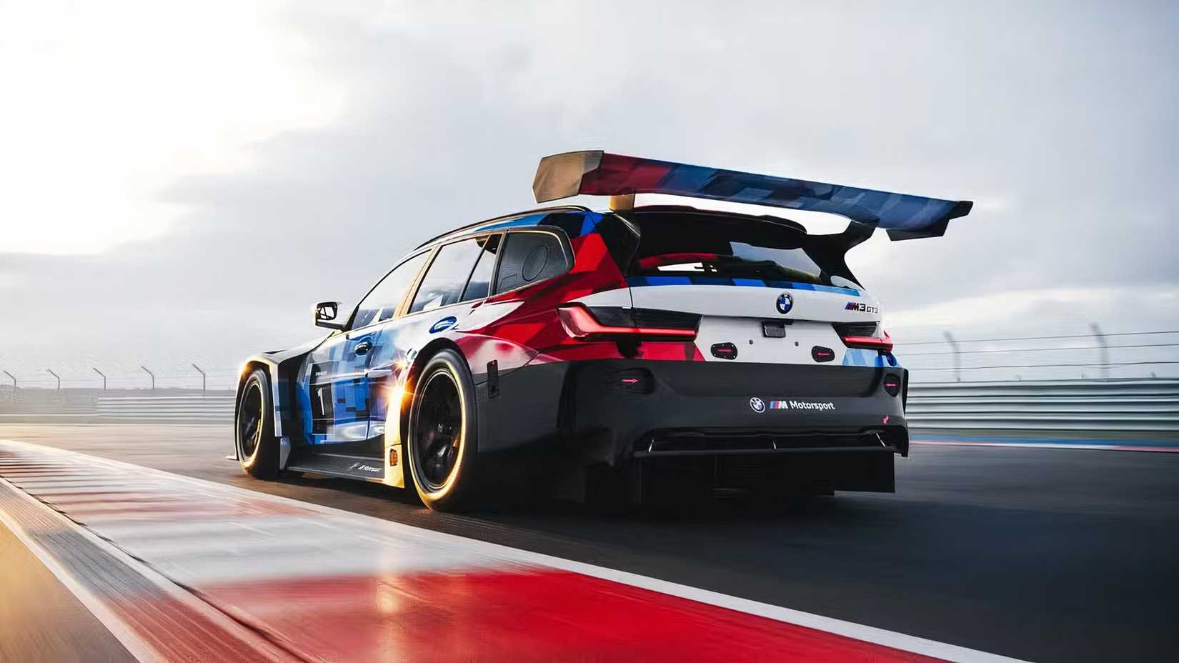 BMW M3 Touring GT3 EVO. Simon von Broich-1