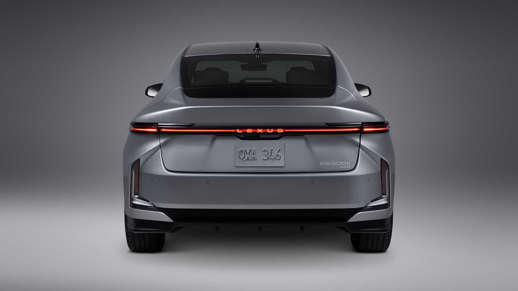 Lexus_ES500e_Luxury_01