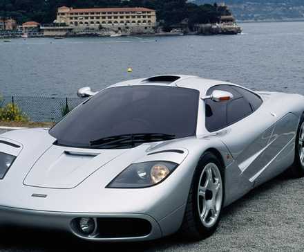 McLaren F1 Front 3/4 exterior shot