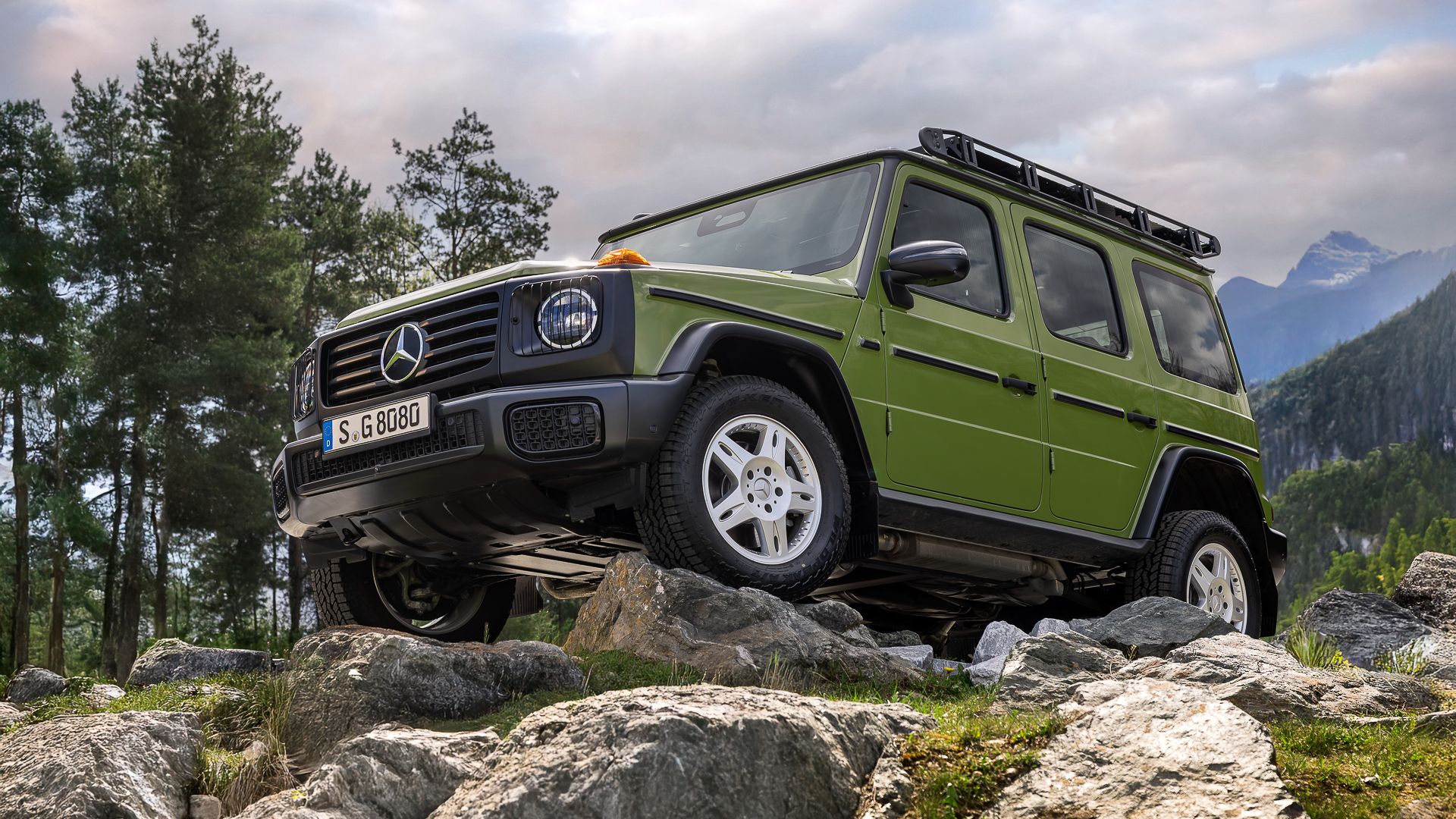 Limited Edition 'Stronger Than The 1980s' Mercedes G-Wagen/G-Wagon