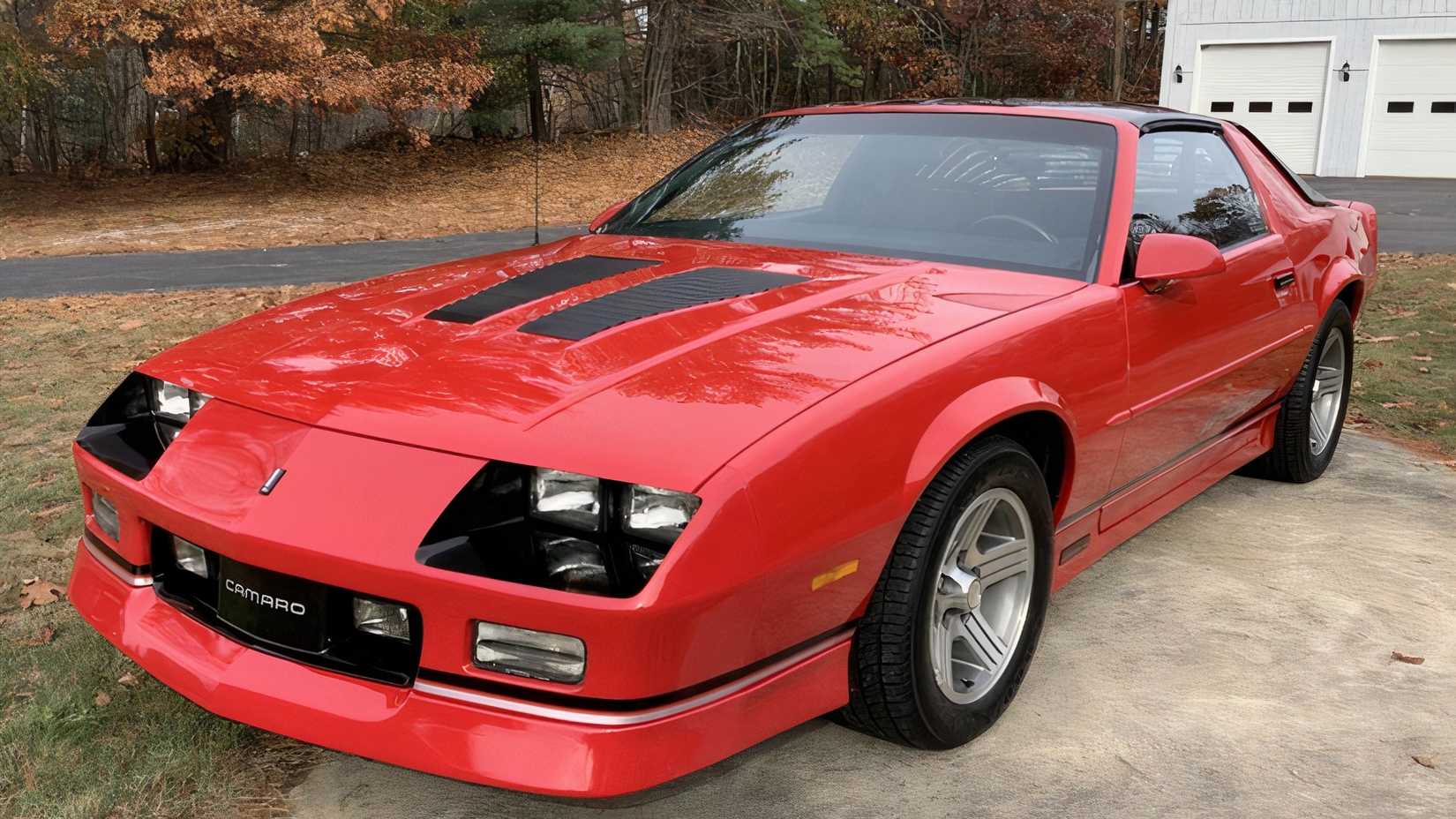3/4 front view of 1989 Chevrolet Camaro IROC-Z