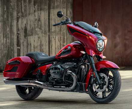 Vista frontal do terceiro trimestre da BMW R 18 B 2025