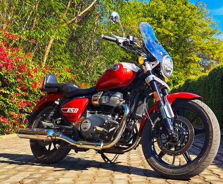 Royal Enfield Super Meteoro 650