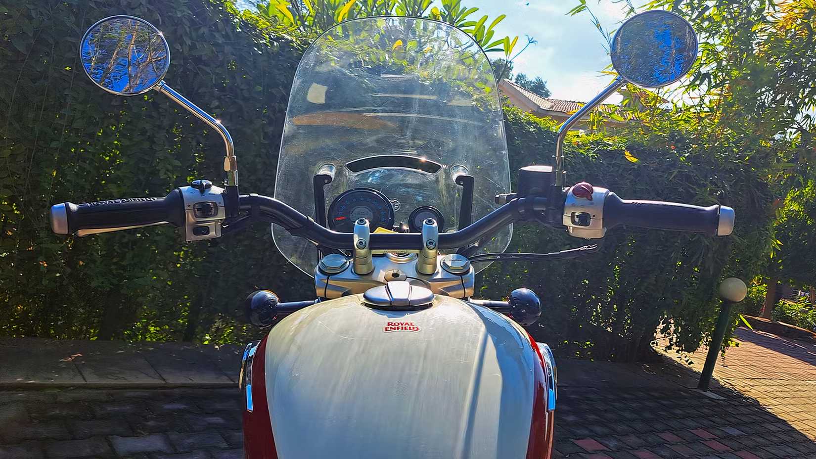 Royal Enfield Super Meteoro 650