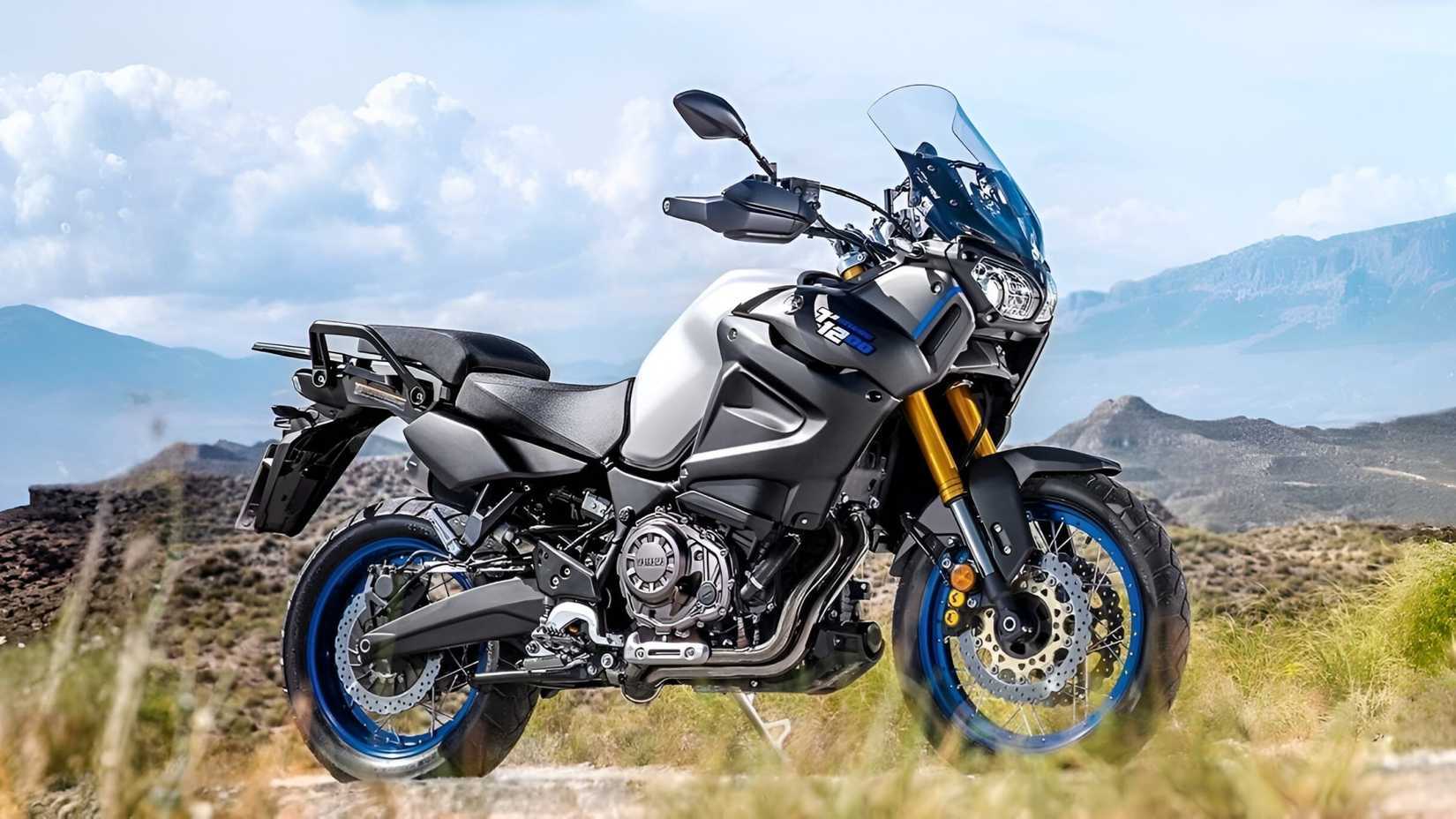 2020 Yamaha Super Tenere ES filmado off-road