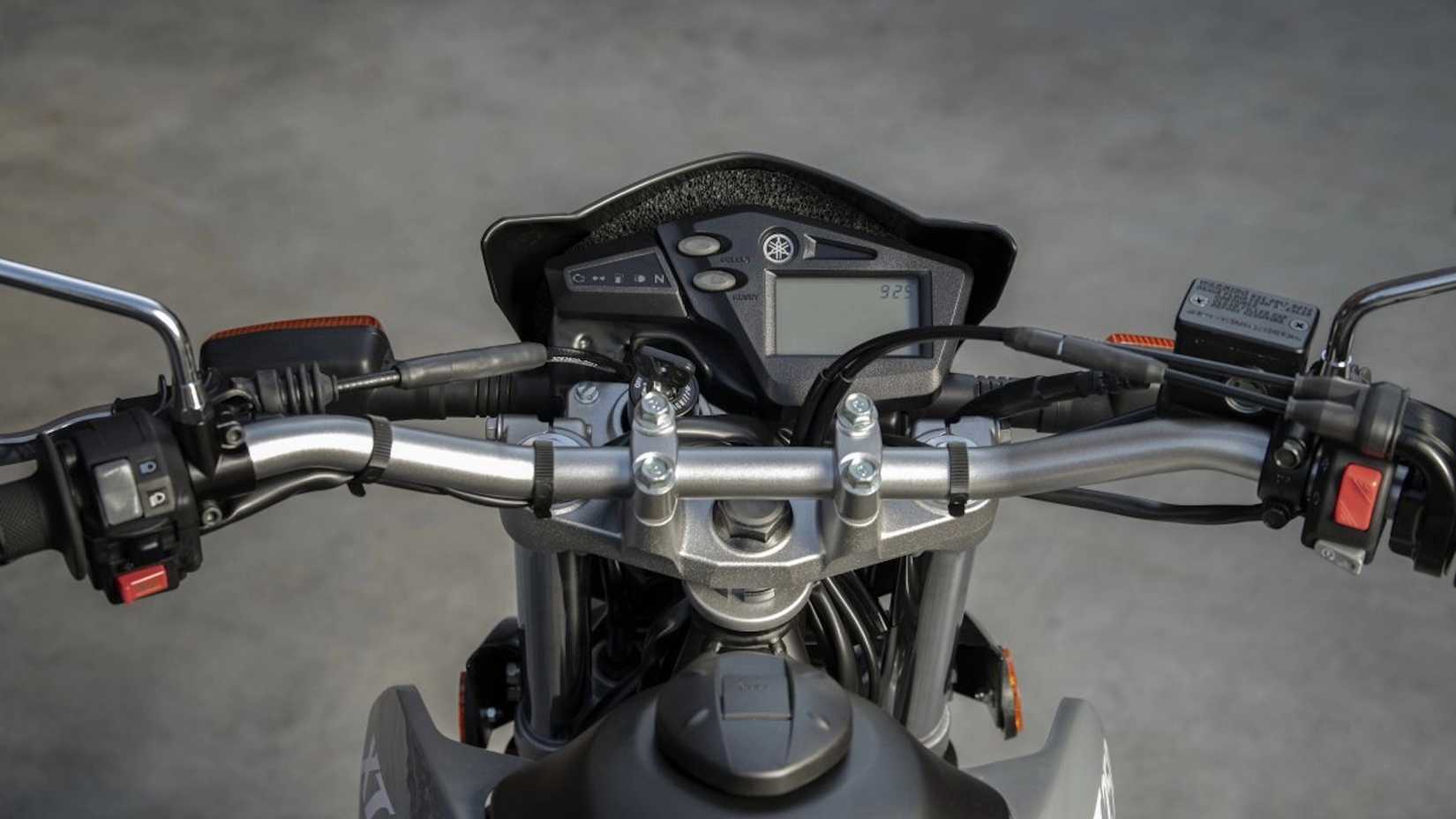 Yamaha XT250 dash
