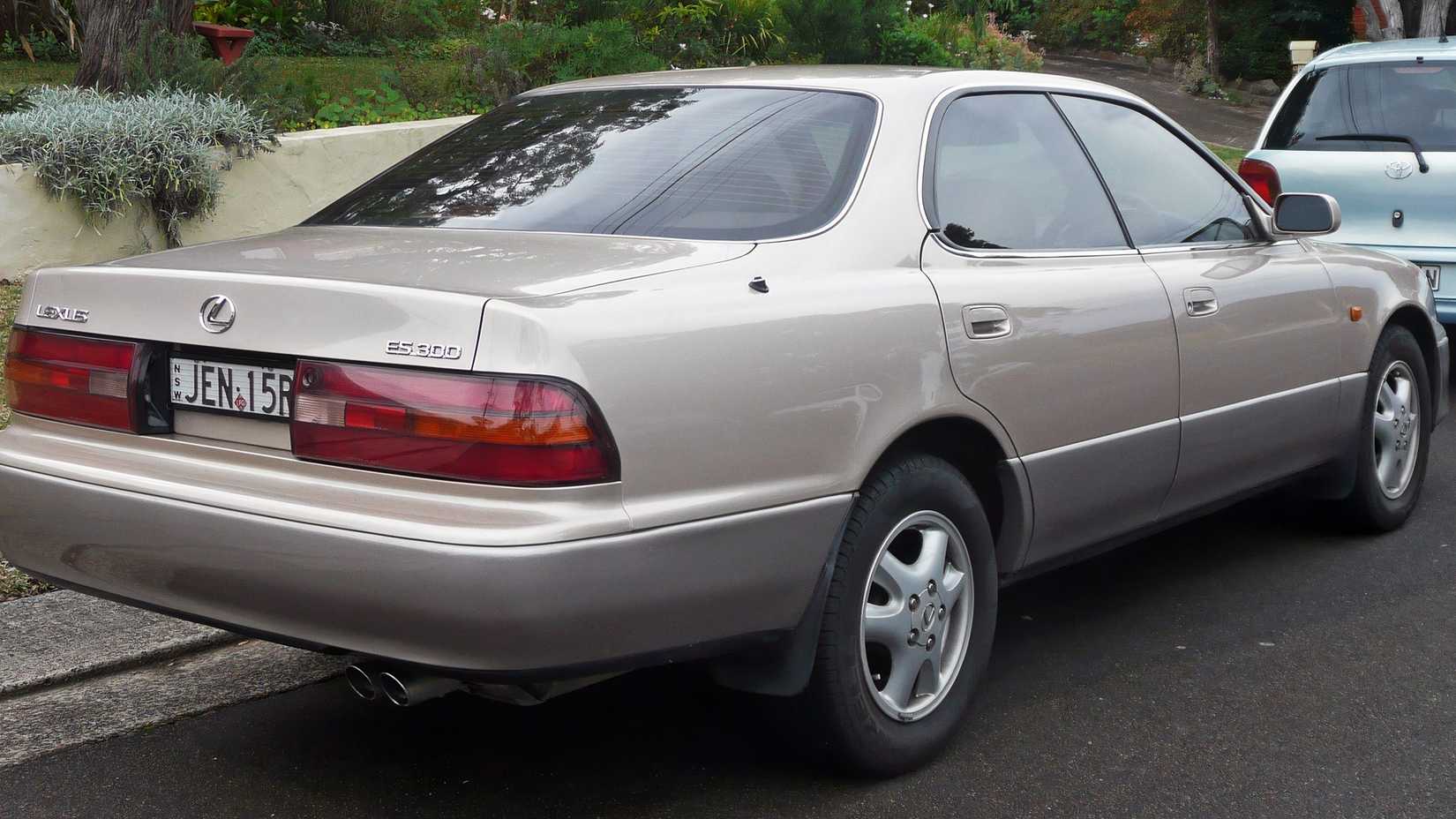 1994 Lexus ES 300