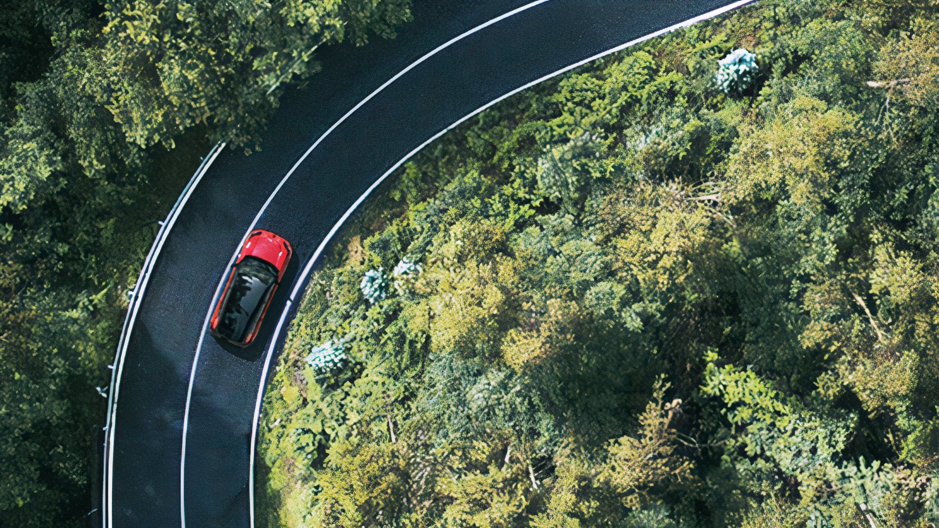 Toyota RAV4 Teaser Corner