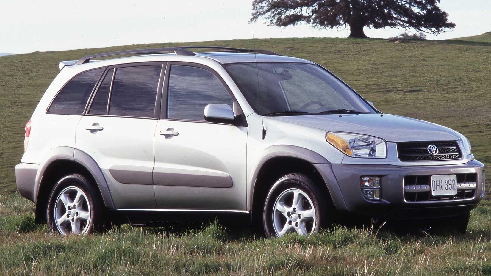2001 Toyota RAV4 Front Angle parked off-road